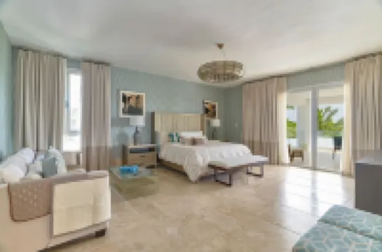 Family Friendly Villa inside Punta Cana Resort&Club with maid included! โรงแรมใน