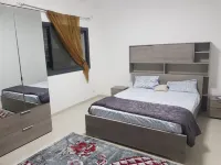 Large luxury F3 in Ouakam Corniche next to the beach のホテル