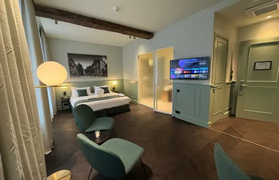 艾莫薩列日市中心酒店