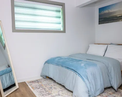 Comfy 2BR Guest Suite in Leduc 12 Mins to YEG Airport Hotels in Leduc