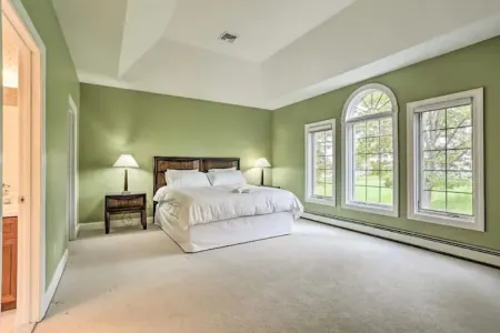 Magnificent Villa, Private Pool, Fire Pit w/Huge Backyard