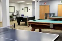 Beautiful Pocono Mountains Cabin -Hiking/ Fishing/Kayaking-Gated Lake Community! Hotels in Coolbaugh Township