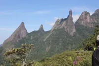 Home Season Refugio Teresopolis, surrounded by forest, environmental protection area