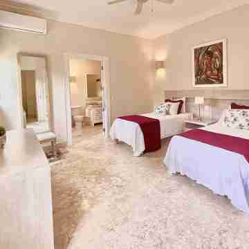 Luxury Villa with Private Pool, Cook,Maid & Golf Cart in Exclusive Punta Cana Rooms