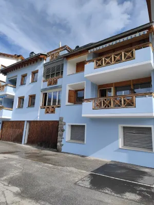 Stylish apartment on the ice rink