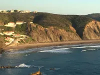 Casa Borboleta Well maintained villa with sea views, large garden and pool, dream location