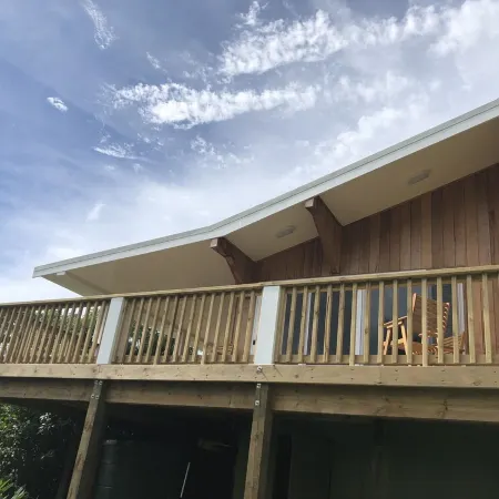 Large family home, tranquil hillside location with Pacific views