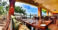 Gorgeous Ocean Front Sea Palm Villa #1
