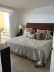 IXTAPA-MONARCA Relaxing BEACHFRONT CONDO with awesome view - Homestays
