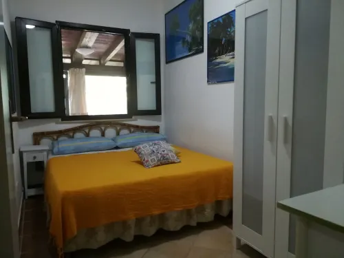 Seaside house with garden a few steps from the sea Hotels in Geremeas