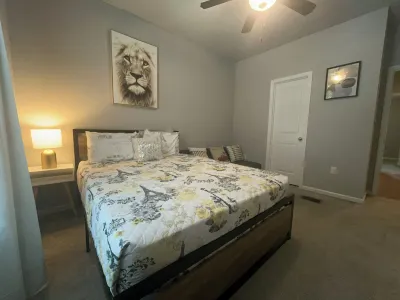 Cozy 2-bedroom apartment in the heart of Valdosta