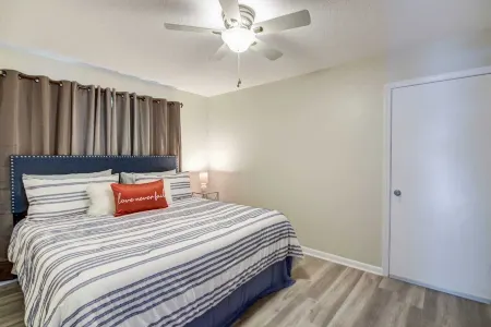 Lovely House 2  is a beautiful house, complete renovated and nicely decorated.