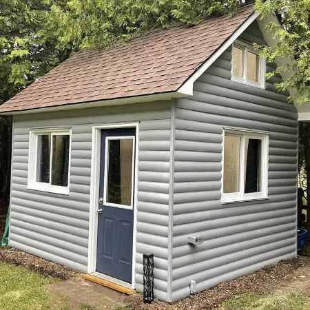 Lake-view Cottage on the bluffs above Lake Huron.  Private Stairs down to beach.