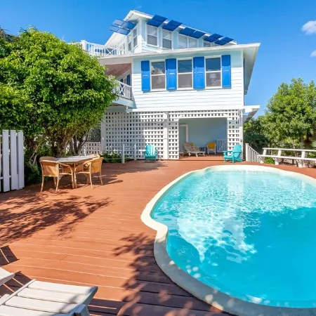Blue Tang - Newly Renovated Bahamian Villa, minutes to the ocean!