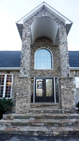 Fall SPECIALS… Private Lakeside Estate on 40 Acres w/ Million Dollar View