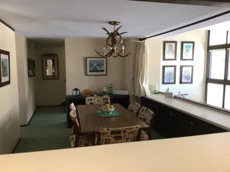 Superior Spot - Spacious townhome on Madeline Island Golf Course