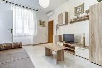 MIMA house with apartments  / Mima APARTMENT2