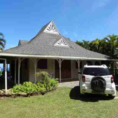 Beautiful, secluded, open plan cottage with spectacular sea views Hotel Exterior