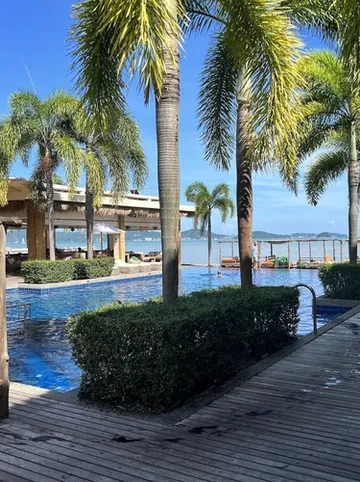 รูปภาพของStudio apartment with spectacular ocean view and large balcony