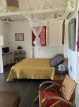 Sea view bungalow located 5 minutes from the beach