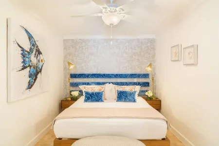 Villa 601 | 1 BR Stylish Condo On Grace Bay Beach Отели рядом с достопримечательностью «Turks and Caicos Map Mural»