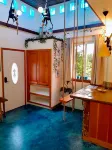 GECKO "POOL SIDE" BUNGALOW--Boutique Resort --Stunning Pool-- Airport Shuttle!