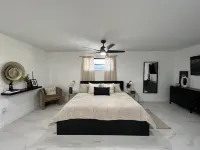 New! The Moon House with Pool, Arcade & Basketball