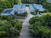 Red Bridge Motor Inn Hotels in Nambour