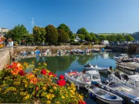 8 above Town Hotels in Dartmouth