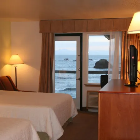 Oceanfront Lodge