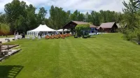 SkyWater Cabins Hotel a Ravalli County