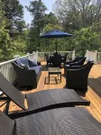 Sunny open house. Lrg Deck. Lndscpd 1 acre lot w stone patio.