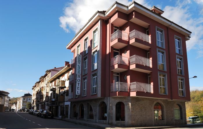 Los Acebos Cangas