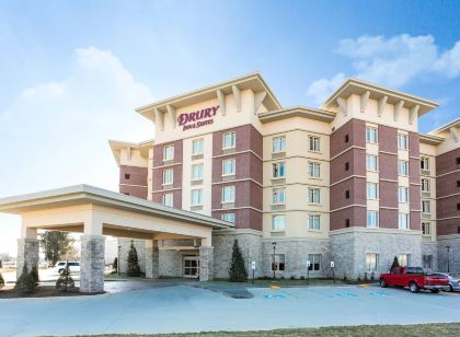 드루리 인 & 스위트 루이빌 노스