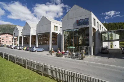 All in One Hotel - Inn Lodge / Swiss Lodge Hotels in Samedan