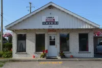 Lincoln Motel Hotels near Lake Nipissing