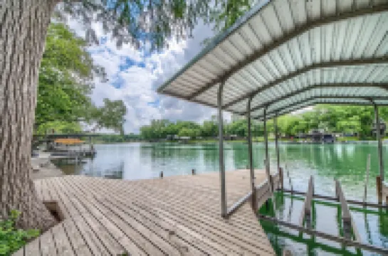 Zipp Away Ld 728 3 Bedroom Home by RedAwning Hotels in Selma