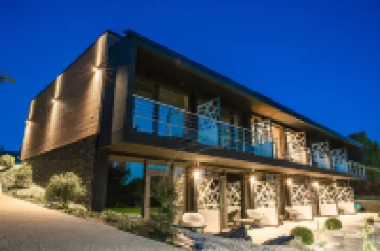 Domaine de Bayeux Museum of the Battle of Normandy周辺のホテル