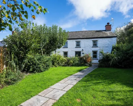 Fern Cottage Hotels in Cardigan