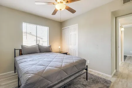 2 Mi to Dtwn & Chase Field: Condo w/ City View!