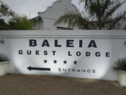 Baleia Guest Lodge โรงแรมในเฮอร์มานุส