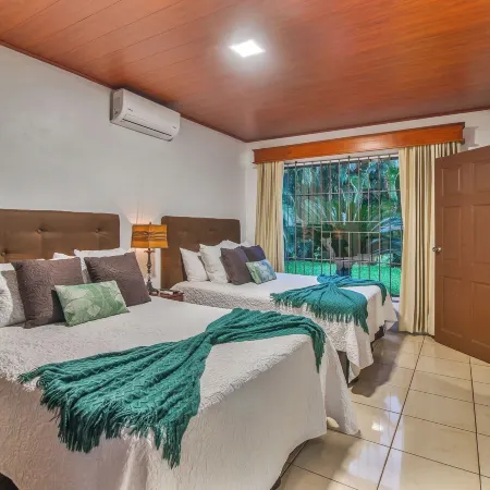 Casa Heliconias la Fortuna Private Pool