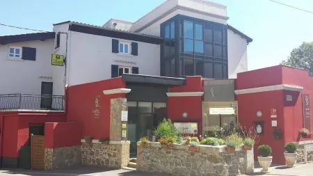 Hôtel le Bellevue Отели в г. Кондрьё