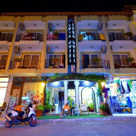 Bora Hotel