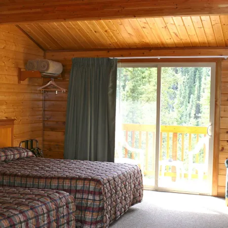 Denali Grizzly Bear Resort