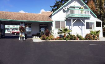 Westward Inn