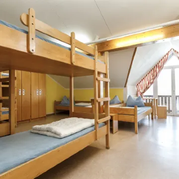 โฮสเทล DJH Jugendherberge Oberstdorf-Kornau โรงแรมใกล้Erdinger Arena