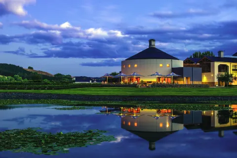 Craggy Range Luxury Vineyard Retreat