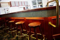 Country Club Inn Hotels in Lacombe