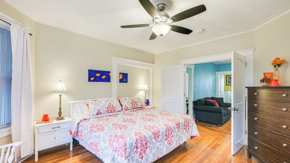 Medford Apartment Rental, 5 Mi to Downtown Boston